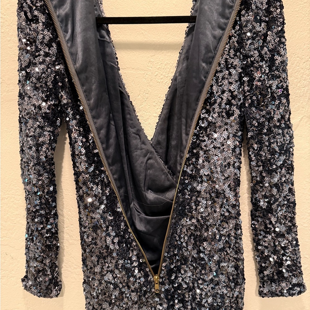 RARE French Connection Midnight Navy Sequin Mini/Collectors Piece/size 2(4) - Picture 7 of 8